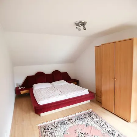 Lenka Apartment Gecel